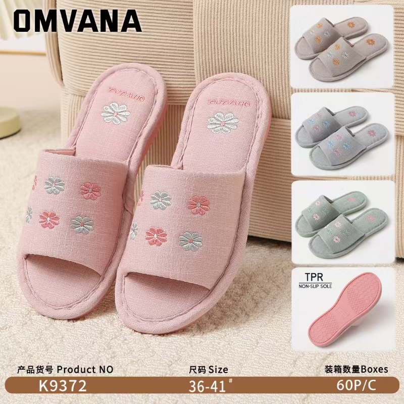 woman slippers K9372